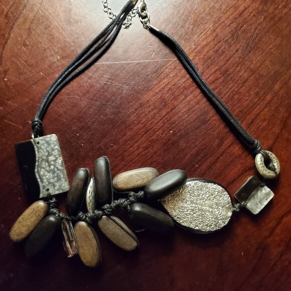 Beaded Necklace - Picture 3 of 3